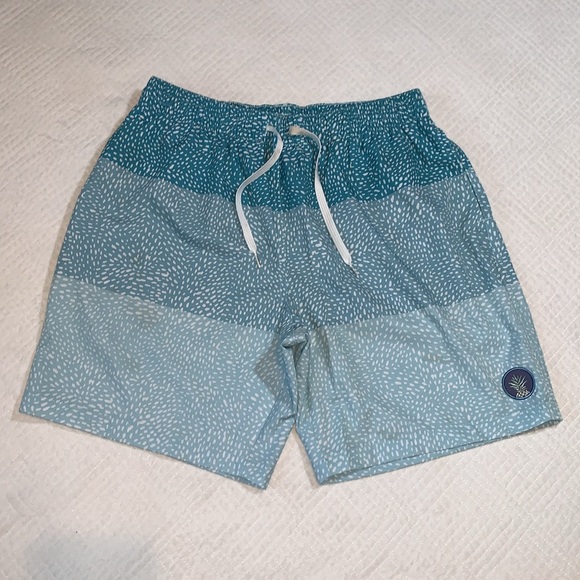 chubbies Other - Chubbies The Whale Sharks Classic 7” Inseam Swim Trunks Board Shorts, Size L